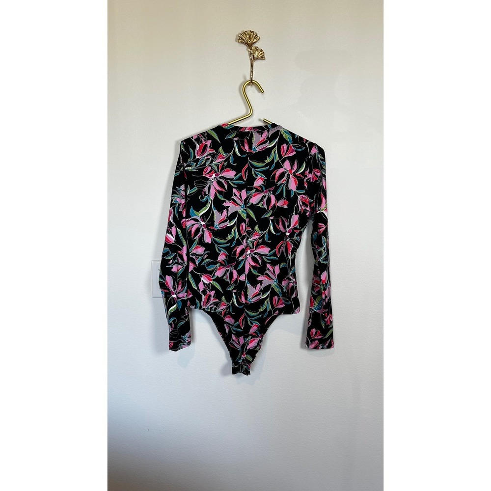 NWT Volcom Dream In Bloom Surf Suit Womens L Black Floral Surf the Waves UPF - Picture 8 of 8